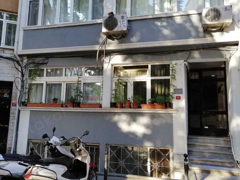 *Beşiktaş Çarşı Eşyalı Kiralık ODA Bayan ve Exchange Öğrenci İçin