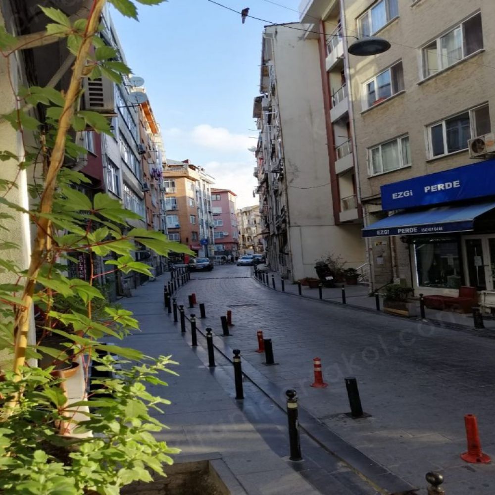 *Beşiktaş Çarşı Eşyalı Kiralık ODA Bayan ve Exchange Öğrenci İçin